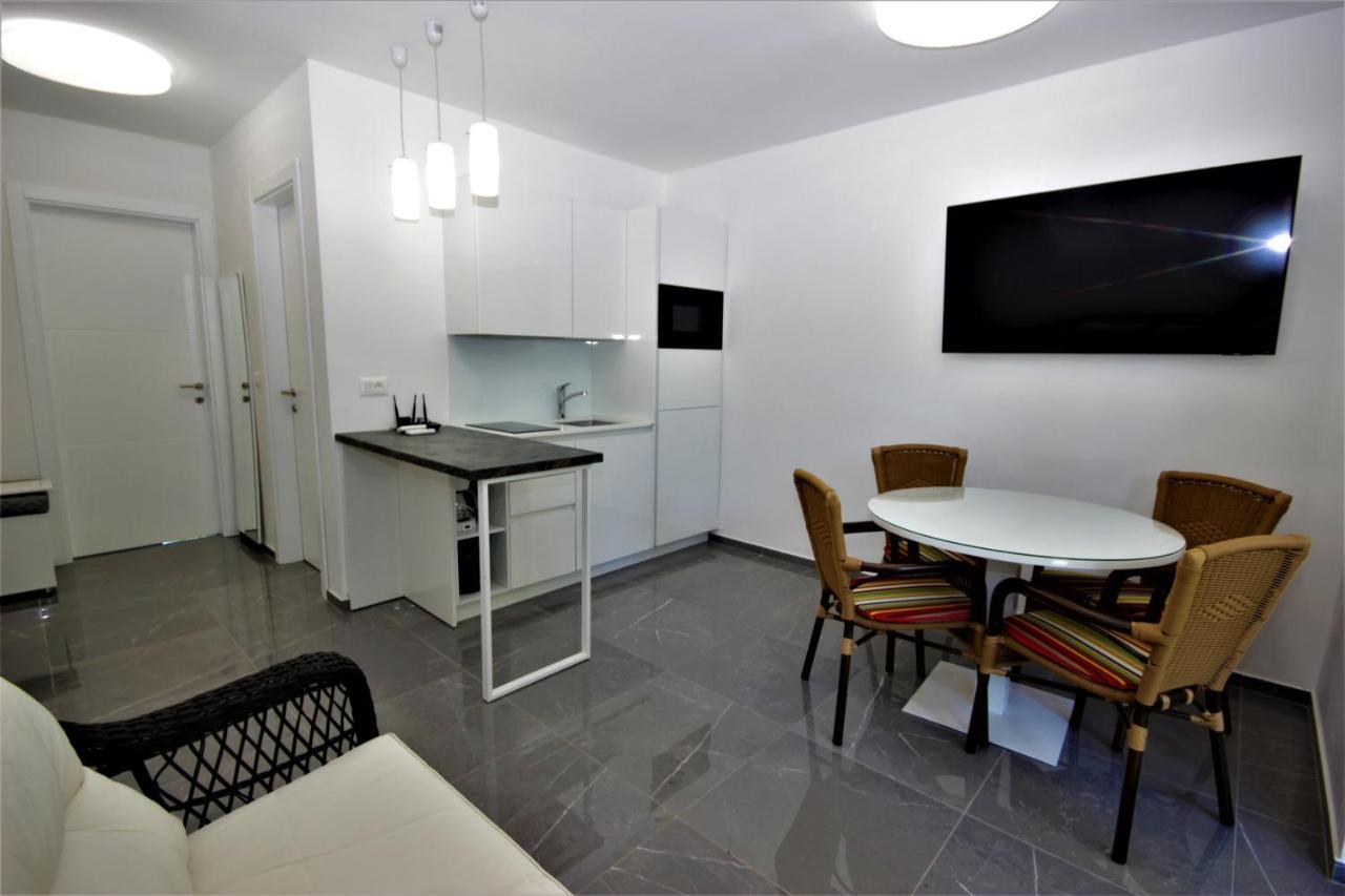 Apartments Smitran بنجول المظهر الخارجي الصورة