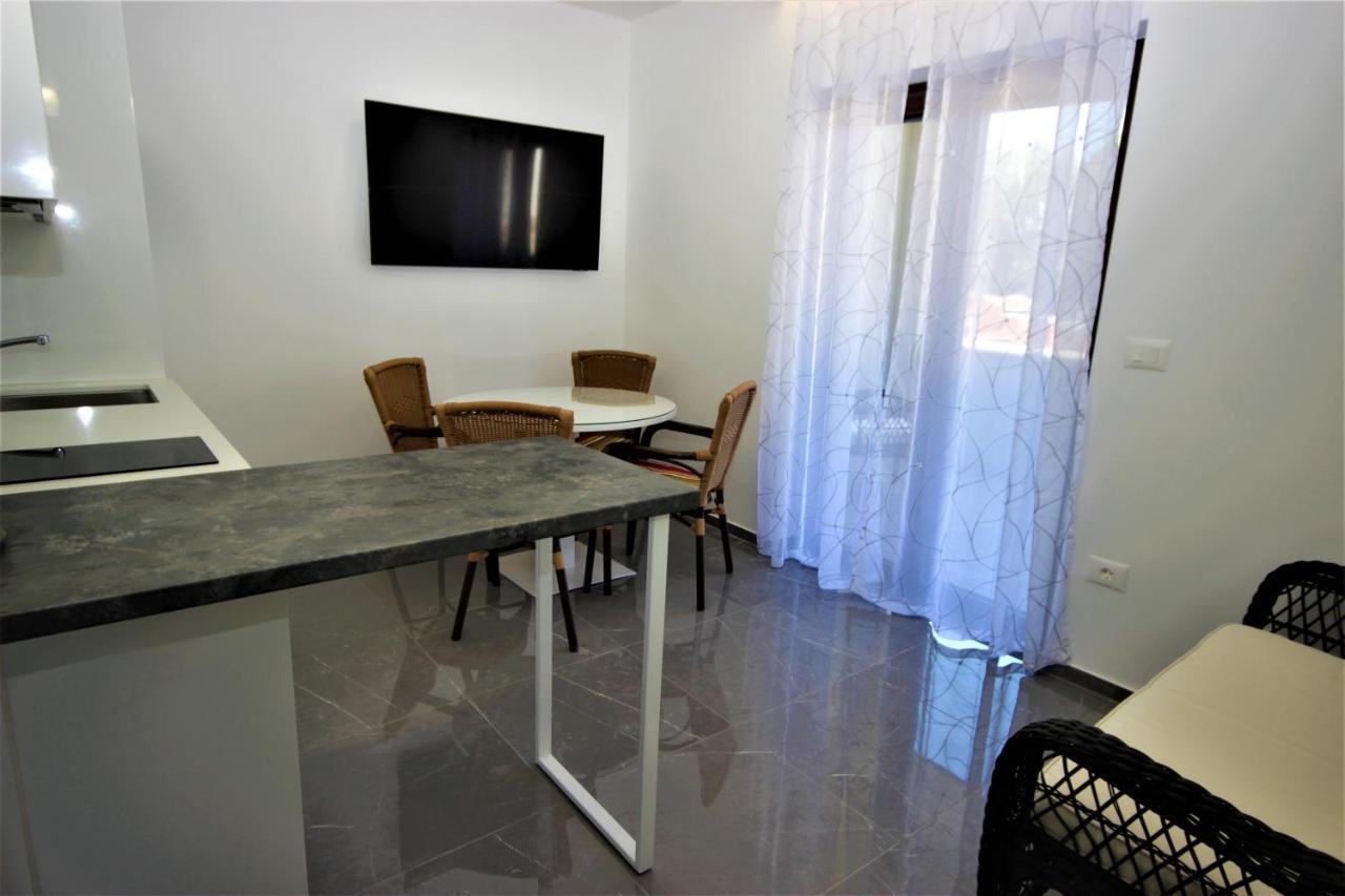 Apartments Smitran بنجول المظهر الخارجي الصورة